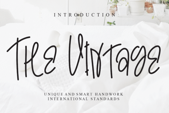 The Vintage: A Relaxed Typeface for Creative Projects
